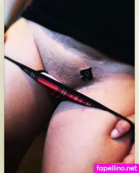 Hotwifegoodlife33 OnlyFans Thumbnail #YwIbrGSTnb