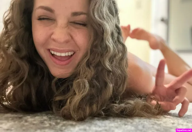 Hotwifegrace 2 OnlyFans Thumbnail #6avP4Aw805