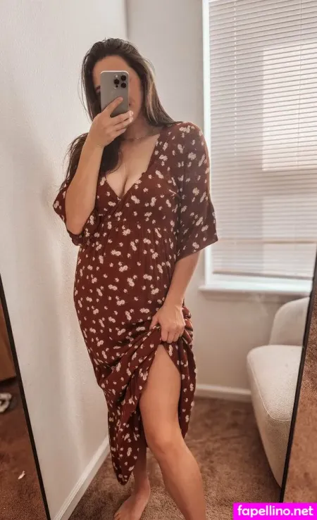 Hotwifehalliefree OnlyFans Thumbnail #mIrbeAw6Iy