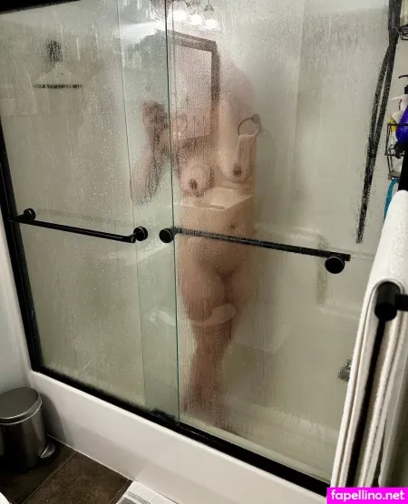 Hotwifehera OnlyFans Thumbnail #ohR0ZtXYlt