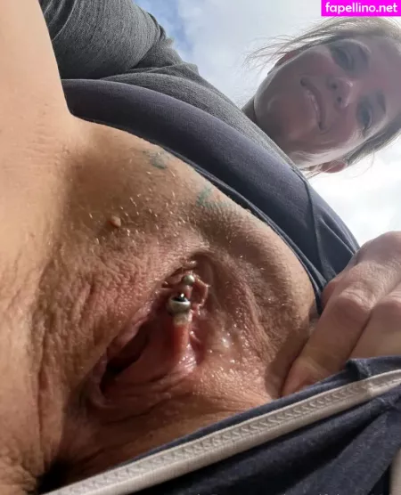 Hotwifekat2022 OnlyFans Thumbnail #zKIM4wDGqJ