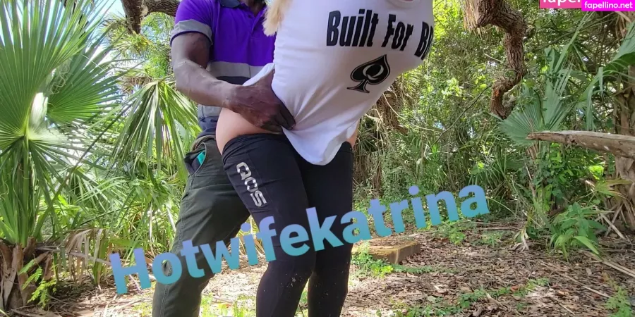 Hotwifekatrinafree OnlyFans Thumbnail #0Nz2PETHSi