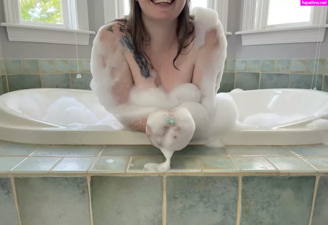 Hotwifekk OnlyFans Thumbnail #uakBtA1vnr