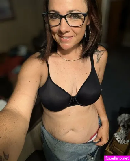 Hotwifesidney OnlyFans Thumbnail #fu70clUYrk