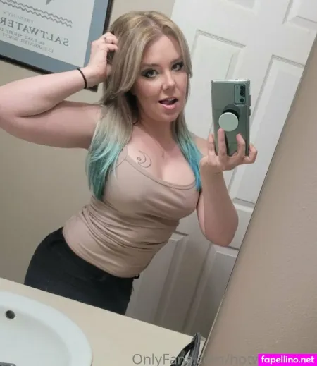 Hotwifetessa OnlyFans Thumbnail #oFOSmFXXh2