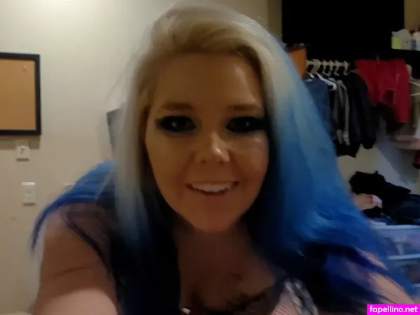 Hotwifetessa OnlyFans Thumbnail #vgHiJGxmwa