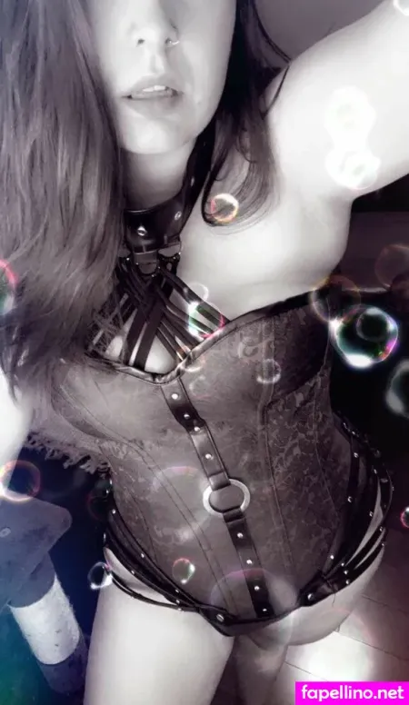 Hotwiifemello OnlyFans Thumbnail #ZrR3t3uZZk