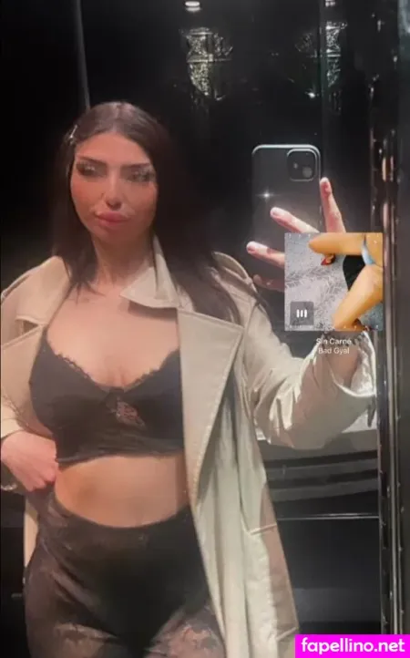 Houda Sanchez OnlyFans Thumbnail #BdByPhQlsH