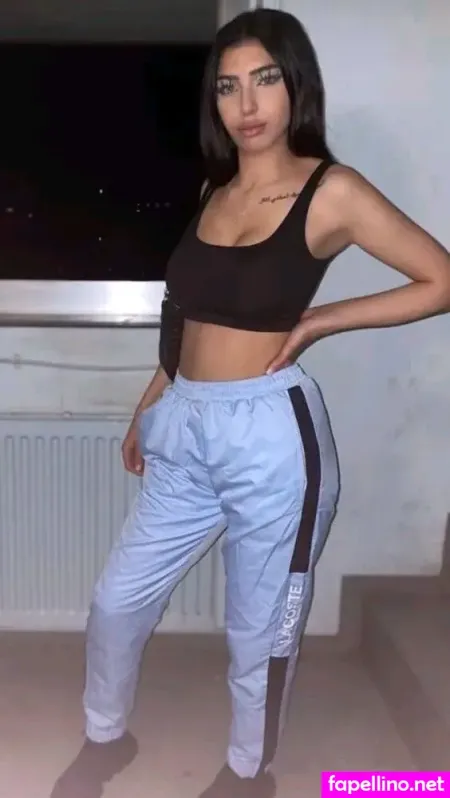 Houda Sanchez OnlyFans Thumbnail #NvmU5hs0uc