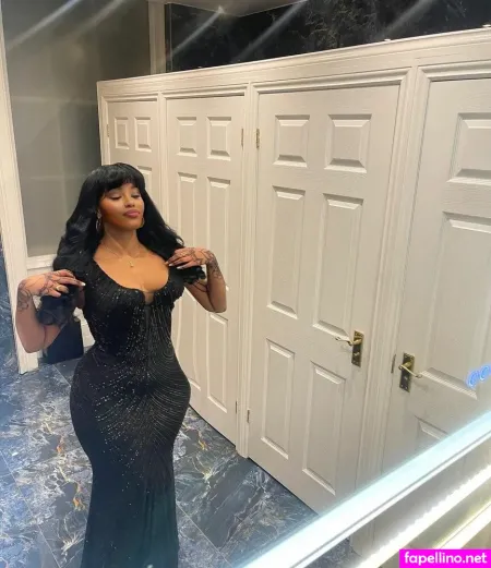 Hourglassebony23 OnlyFans Thumbnail #ntZhbvsBQl