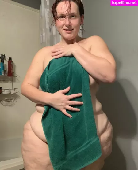 Hourglassleigh OnlyFans Thumbnail #OIa3rU4FpF