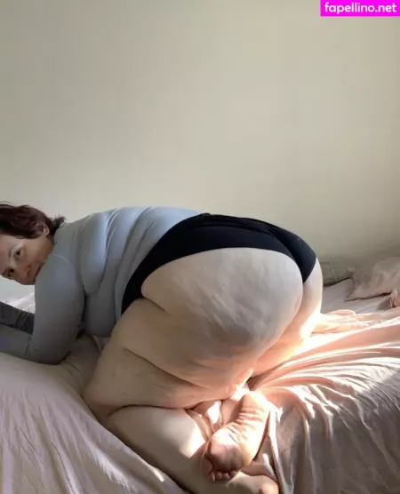 Hourglassleigh OnlyFans Thumbnail #iPFLiUBOXK