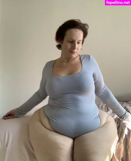 Hourglassleigh OnlyFans Thumbnail #j84UcfekR8