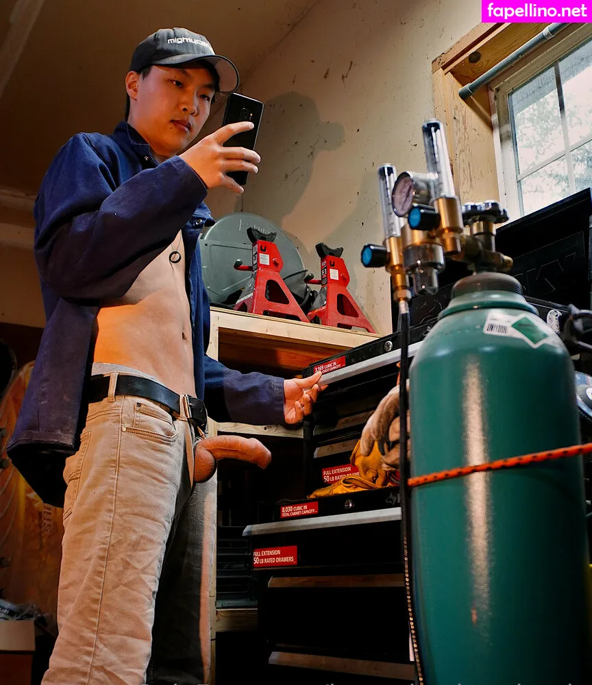 erniehall9, househusbandernie Nude Leaked OnlyFans Photo #dDq6LA43yM