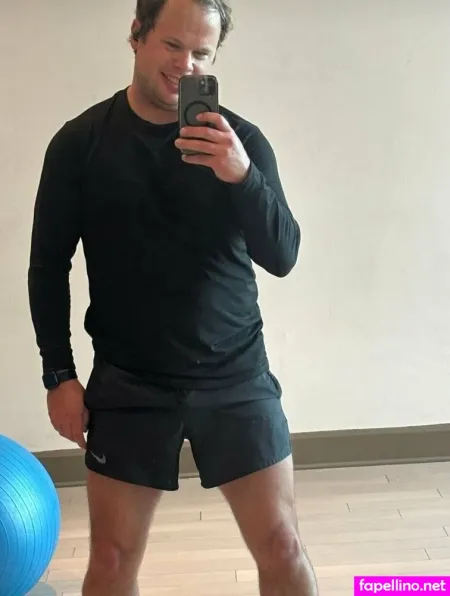 Houseoffan Main Profile Photo