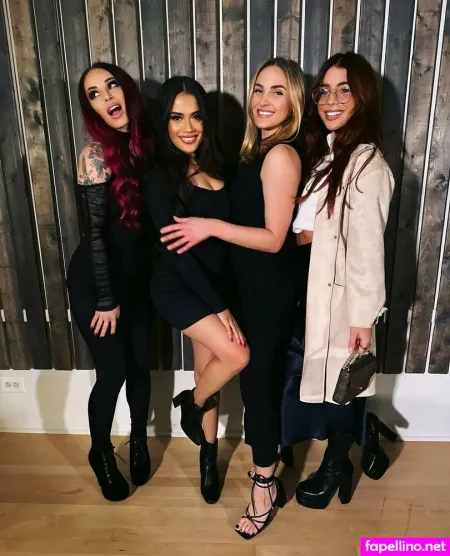 Houseofgracey OnlyFans Thumbnail #iLnjiV79fQ