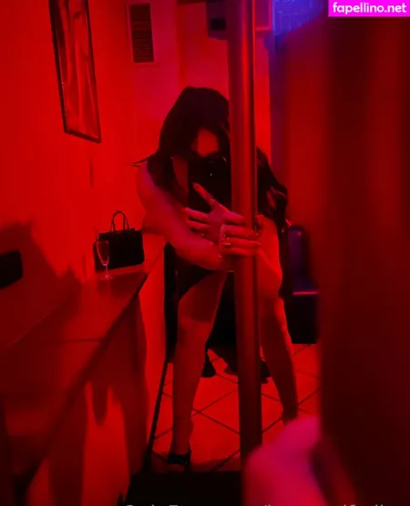 Housewifediva OnlyFans Thumbnail #5rEZff6n9K