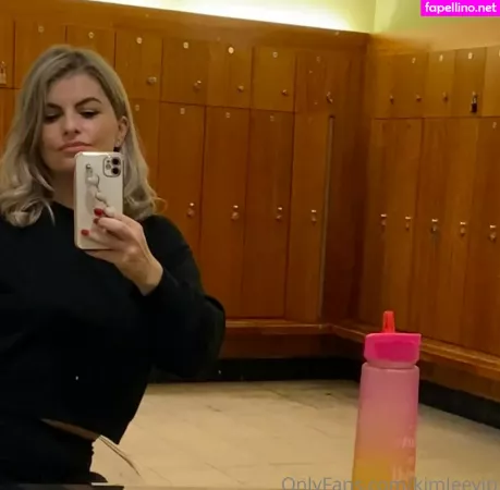 Housewifekim OnlyFans Thumbnail #DlNyxI9FLv