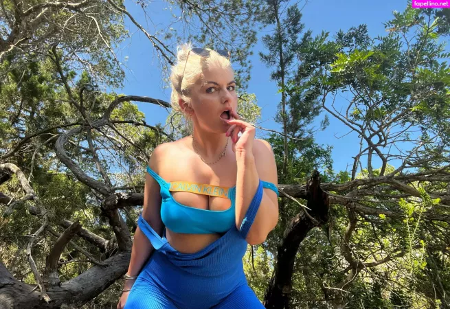 Housewifekim OnlyFans Thumbnail #aP8iiONl3o
