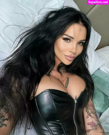 Housewifekimvip OnlyFans Thumbnail #Vtku28SgON