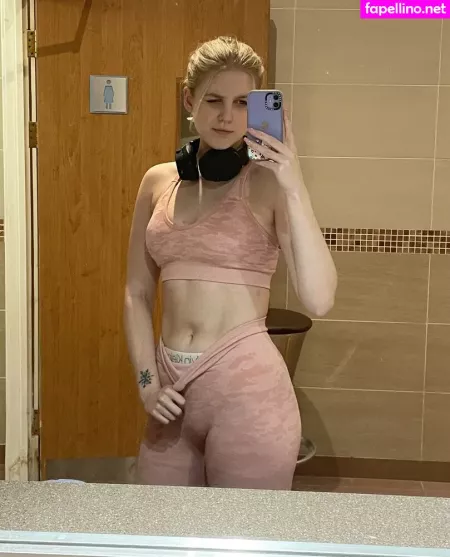 Hoxieloxie OnlyFans Thumbnail #tEa6Tz7lCI