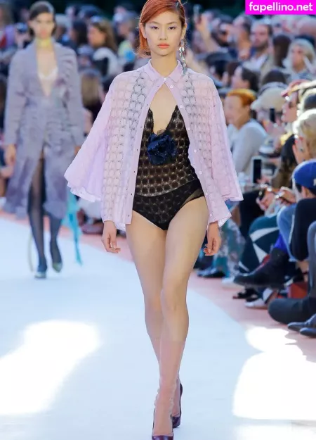 Hoyeon Jung OnlyFans Thumbnail #P0vpj4Ou9a