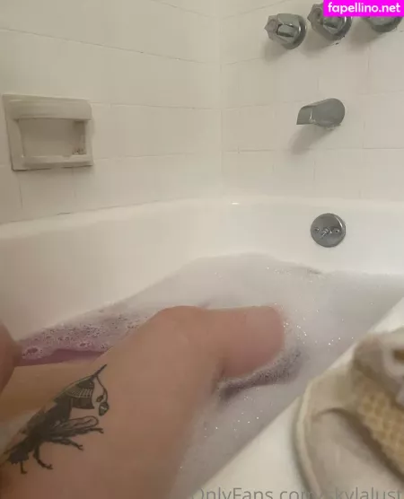 Hquinn La OnlyFans Thumbnail #2tfRRX7tLn