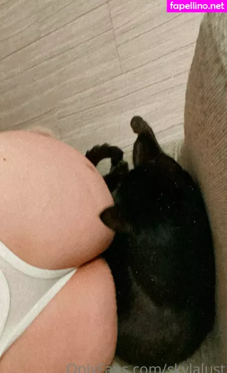 Hquinn La OnlyFans Thumbnail #AbzWhJP7MG