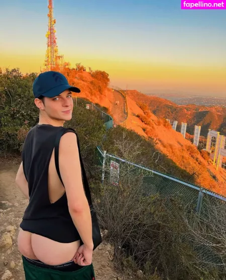 Httptwunk OnlyFans Thumbnail #C7MUIEtqCE