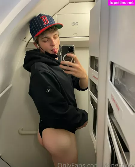 Httptwunk OnlyFans Thumbnail #R8R2SPOYBW