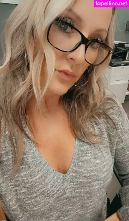 Htwf Mom Taylor OnlyFans Thumbnail #oknqR0u86I