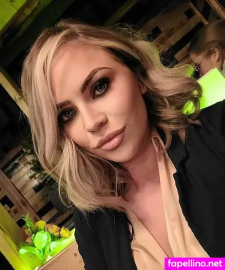 Hugebootybritvip OnlyFans Thumbnail #crKIZyAIQt