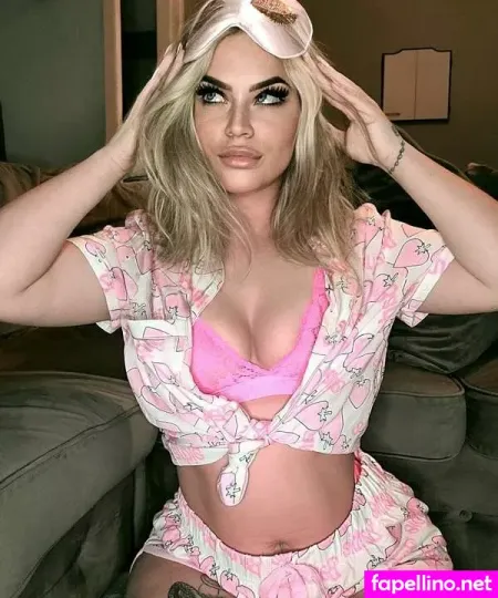 Hugebootybritvip OnlyFans Thumbnail #wT6KrMCoik