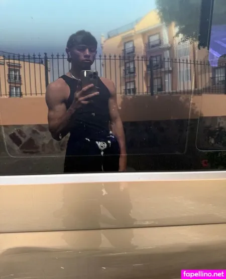 Hugomicallef OnlyFans Thumbnail #MLMg3LjcYn