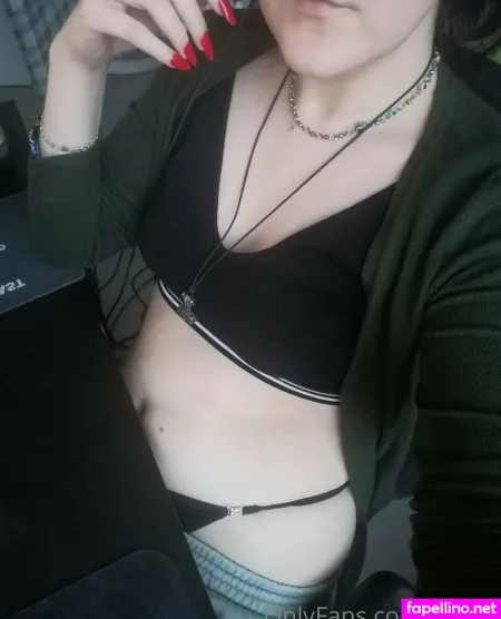 Hulina OnlyFans Thumbnail #CdXflAz6hM