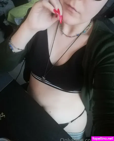 Hulina OnlyFans Thumbnail #FZuI5xtIIN