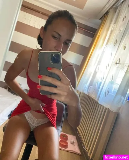 Hullocsillag OnlyFans Thumbnail #jAxp9X3CRg