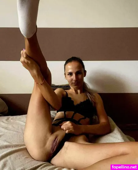 Hullocsillag OnlyFans Thumbnail #m4qQuI1uj4