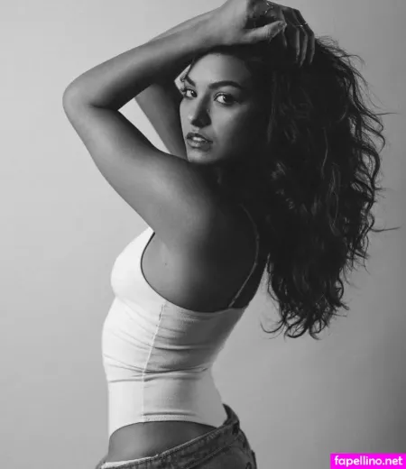 Humberly Gonzalez OnlyFans Thumbnail #QBX1RaKox6