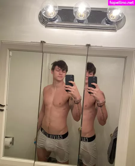 Hungodeyfree OnlyFans Thumbnail #cSPtKWXMH9