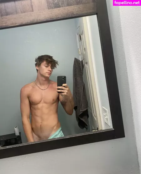 Hungodeyfree OnlyFans Thumbnail #jfPf84rLxE