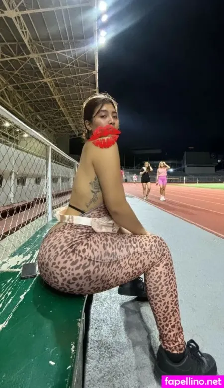 Hunnilovie OnlyFans Thumbnail #0QrCtwMDti