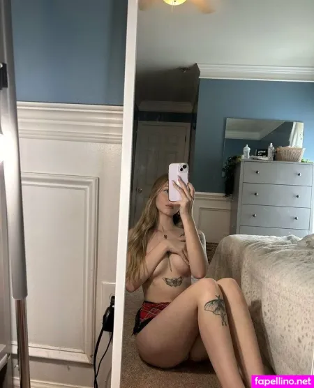 Hunny Blonde OnlyFans Thumbnail #4UewTaF08N