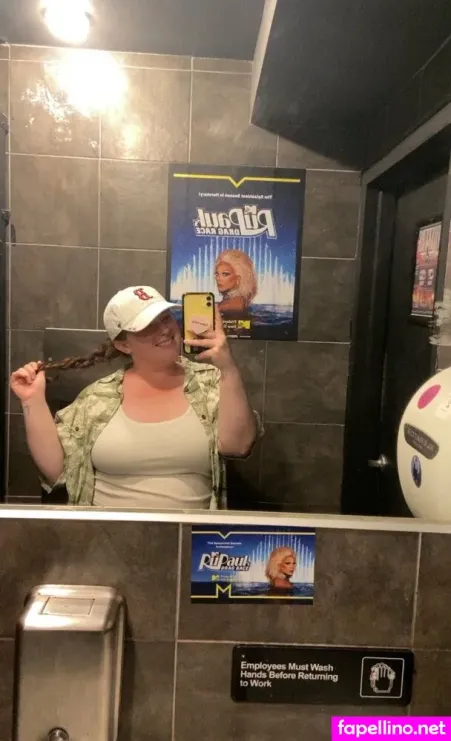 Hunnybee92 OnlyFans Thumbnail #3DTzuZUuNy