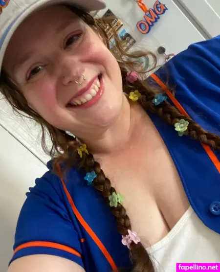 Hunnybee92 OnlyFans Thumbnail #BkwLTMq5l5