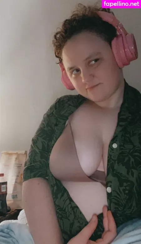 Hunnybeesarecool OnlyFans Thumbnail #8MEUKDaizK