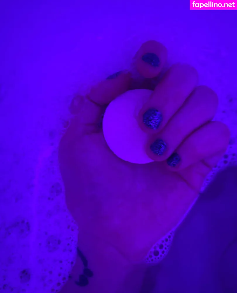 amyymarie118, hunnybeesarecool Nude Leaked OnlyFans Photo #M8W0Ptq4iE