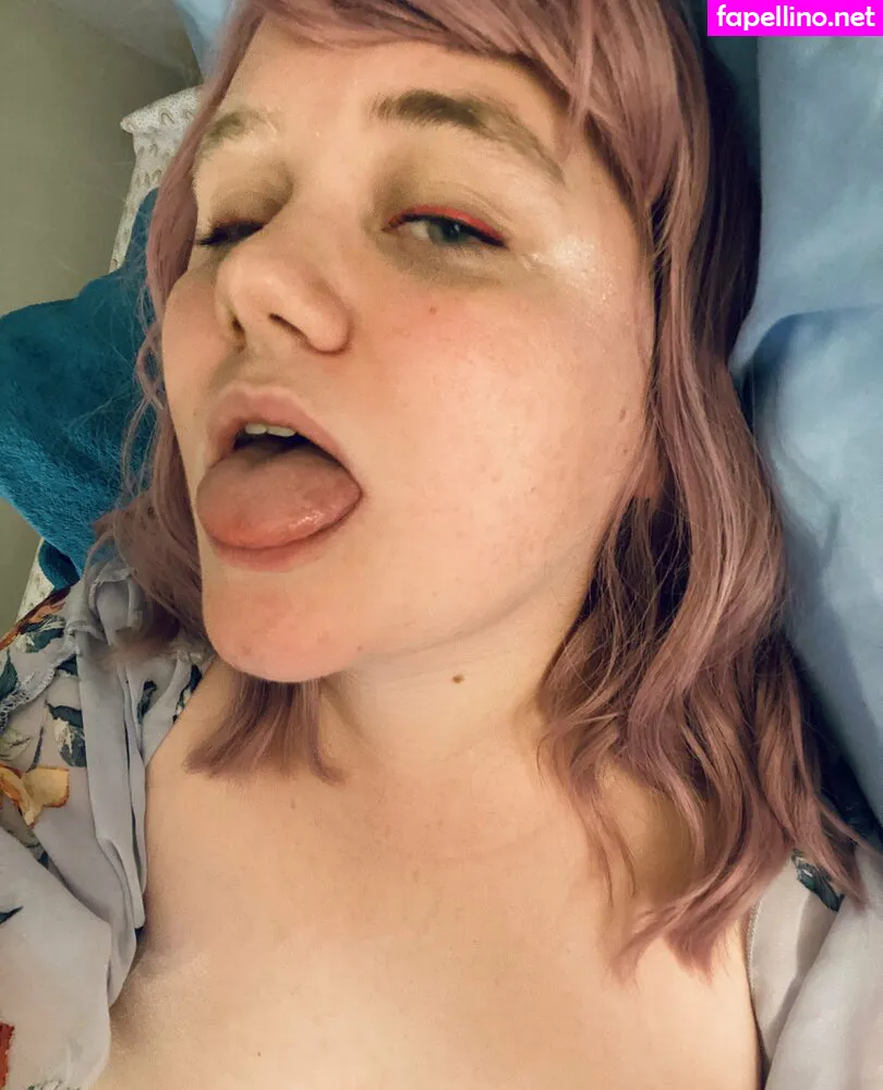 amyymarie118, hunnybeesarecool Nude Leaked OnlyFans Photo #h0axiaIJbB