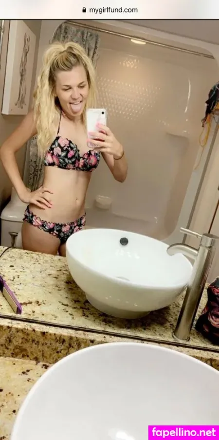 Hunnyxoxo2 OnlyFans Thumbnail #lRDwflfSca