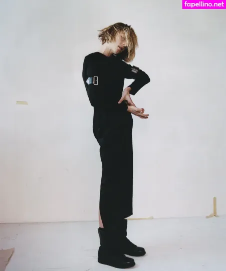 Hunter Schafer OnlyFans Thumbnail #FuCGY9CRPk